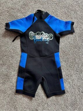 Kidder Breakthrough Kids Shorty Wetsuit Size 8 Black Blue Neoprene
